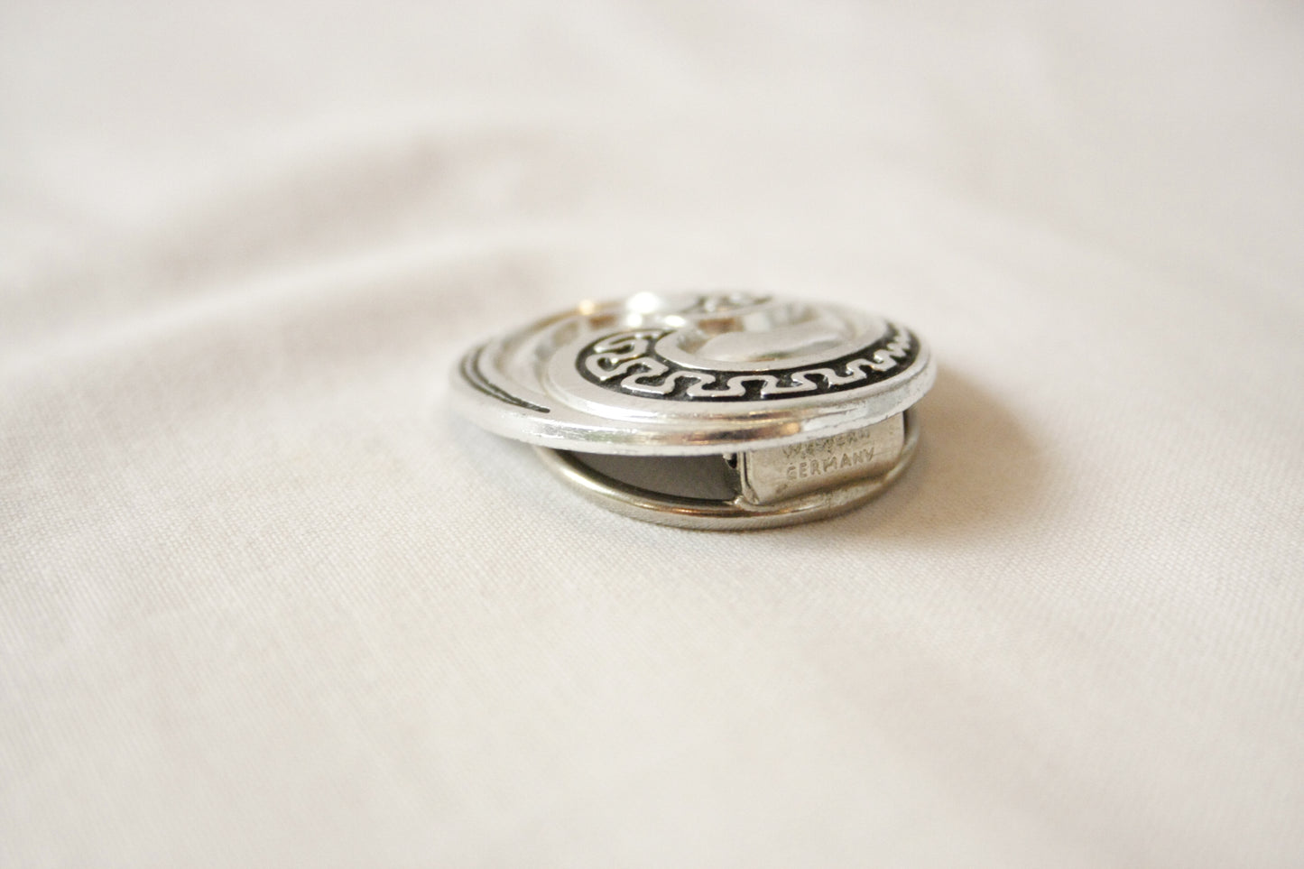 Wild Rag Clip Oval Silber