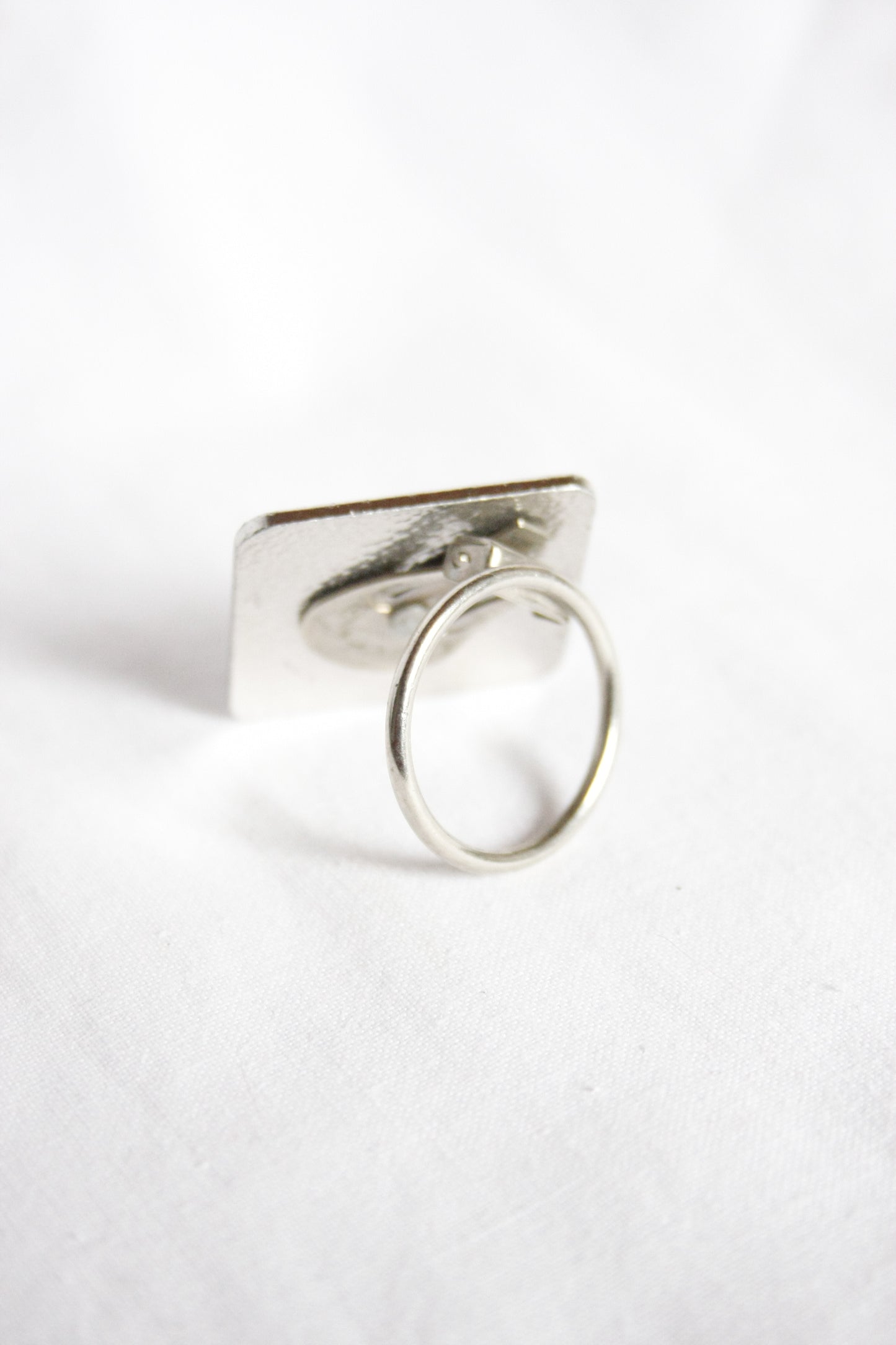 Wild Rag Clip Square Rose