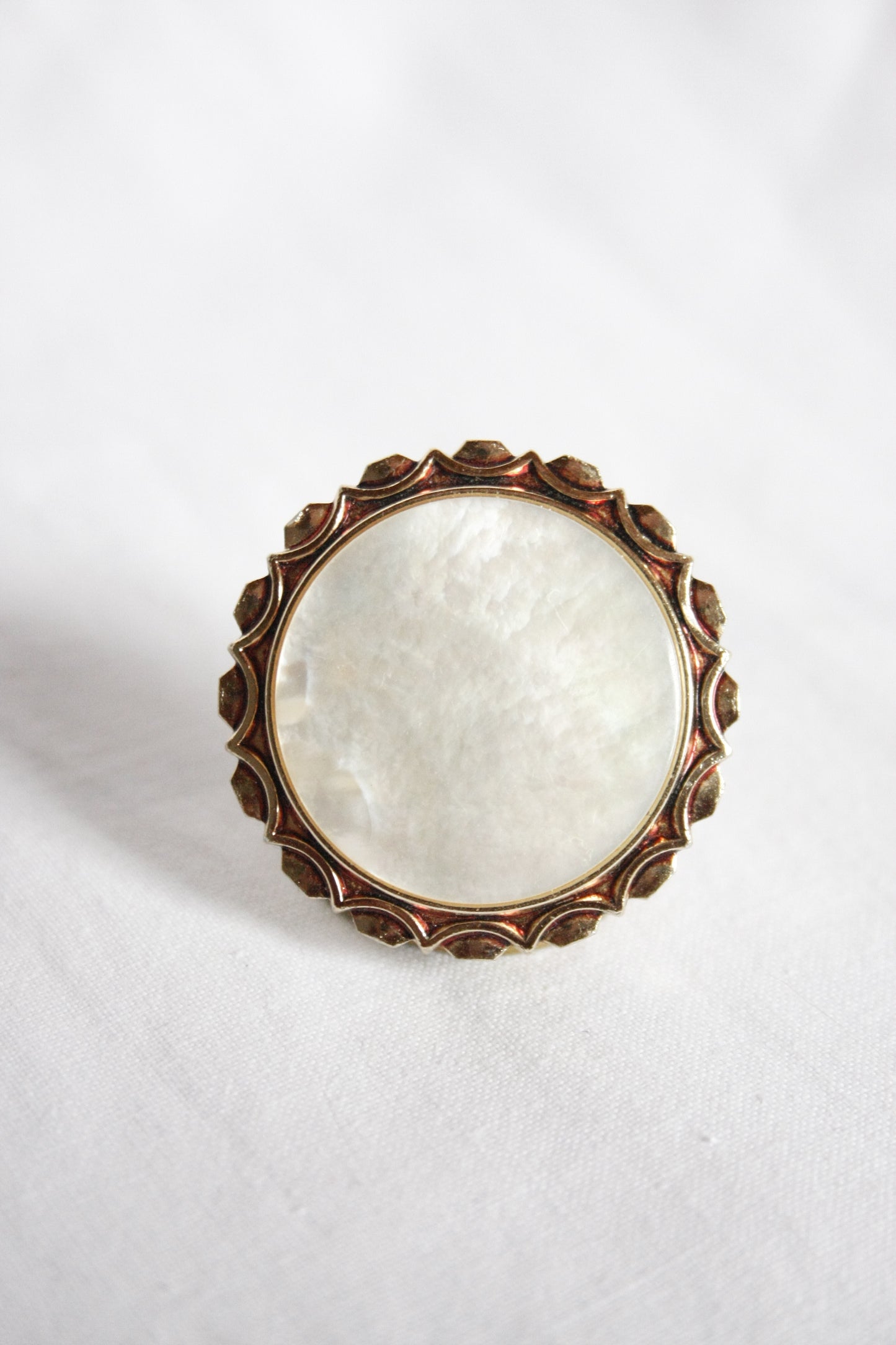 Wild Rag Clip Gold Perlmutt