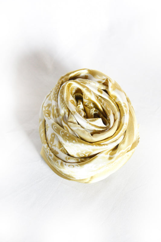 Vintage Wild Rag L 100% Silk