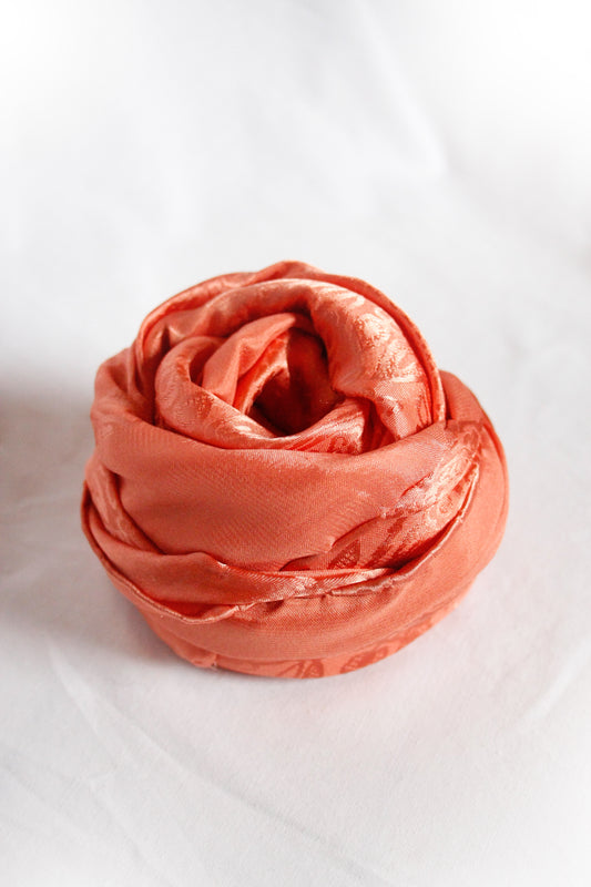 Vintage Wild Rag L 100% Silk