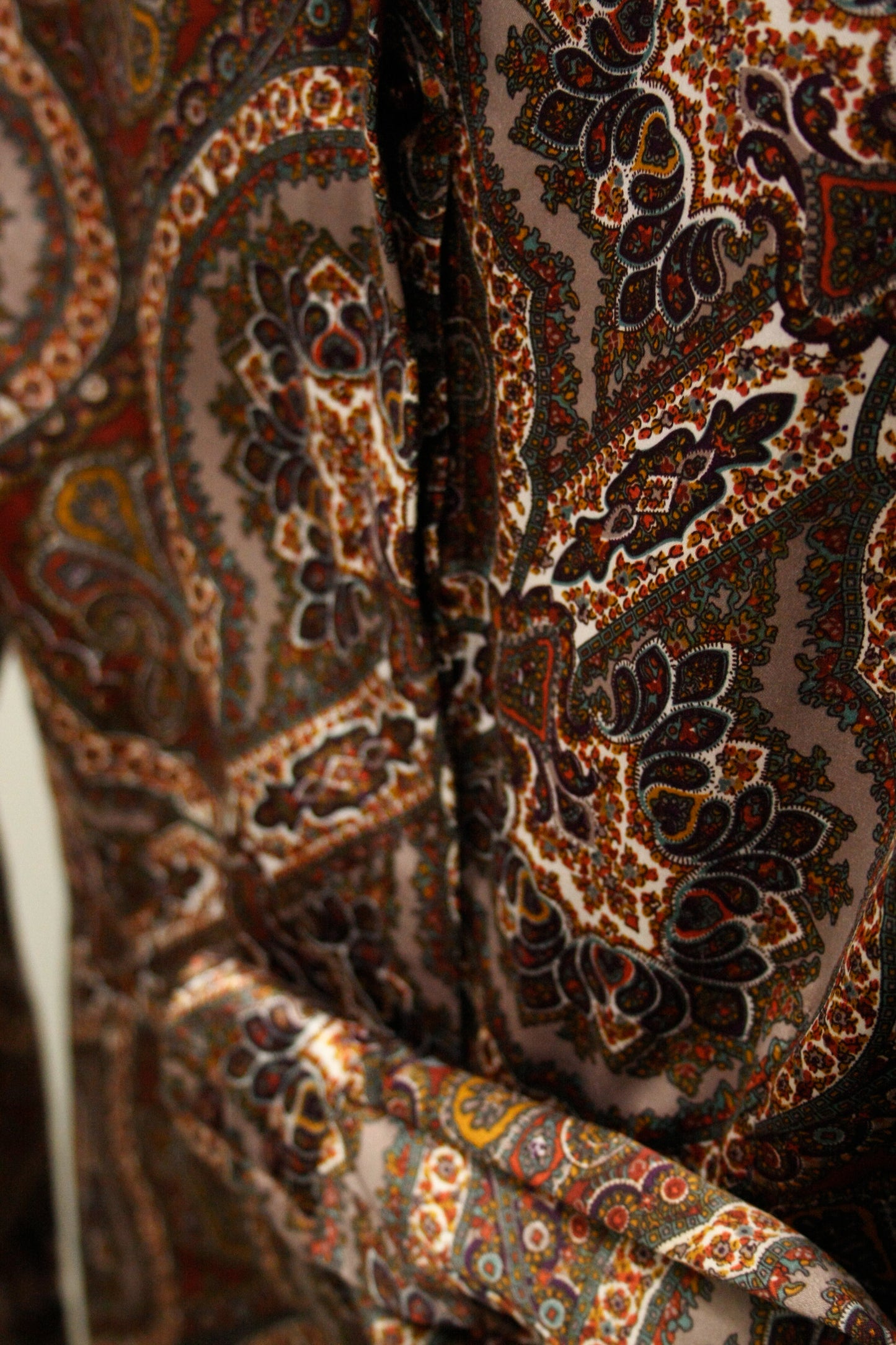 Show Shirt Silky Paisley Damen Gr. S/M