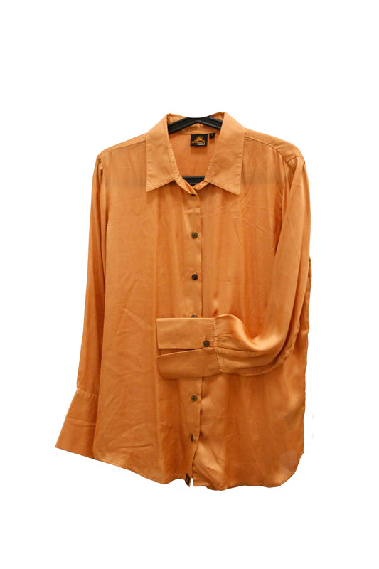 Show Shirt Silky mit Holzknöpfen